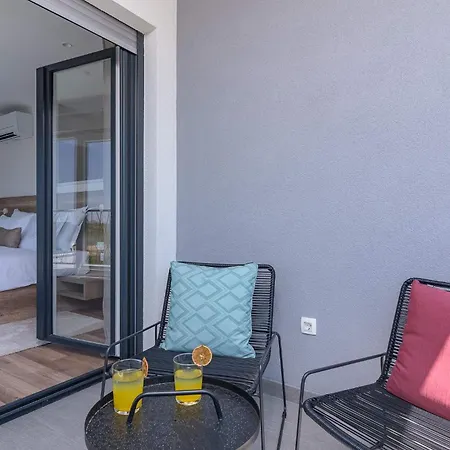 Stunning Wind Rose With 50m2 Heated Pool, Sauna, Gym Villa *